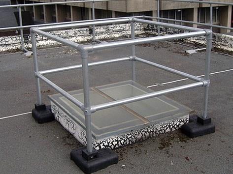 天窗隔離防護欄